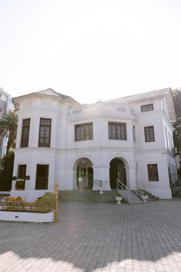 Aranya Boutique Hotel Катманду Экстерьер фото