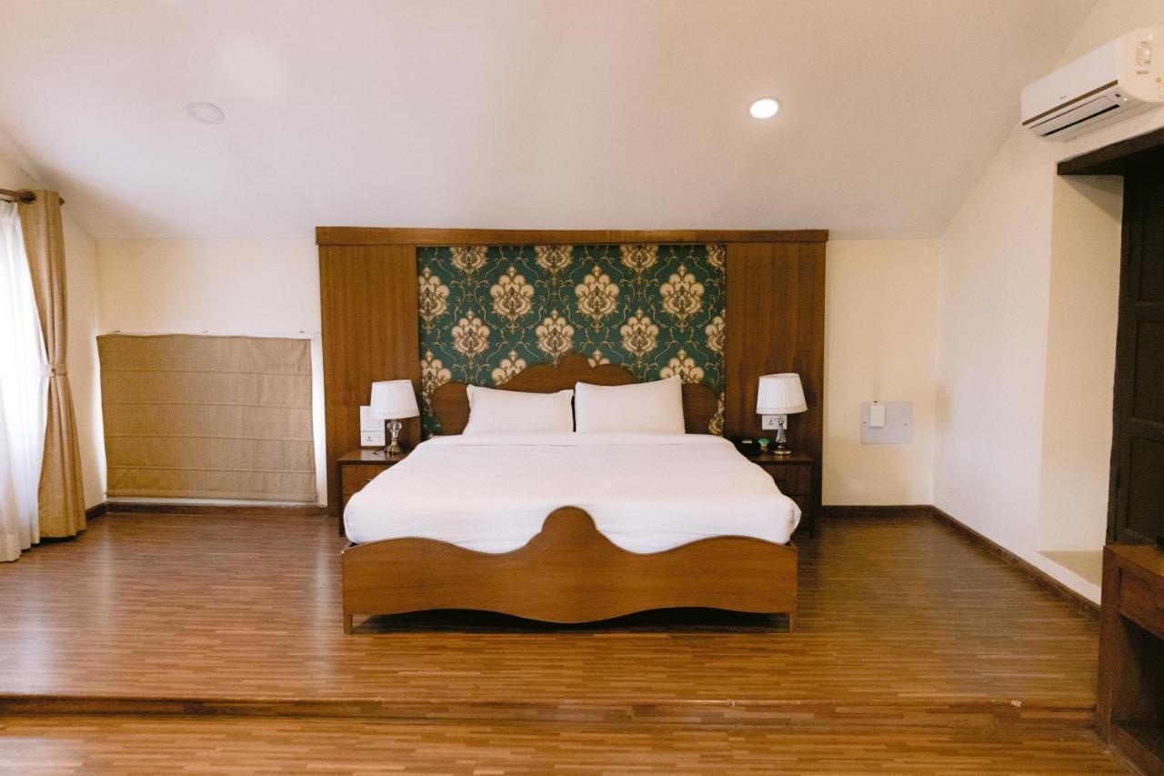 Aranya Boutique Hotel Катманду Экстерьер фото